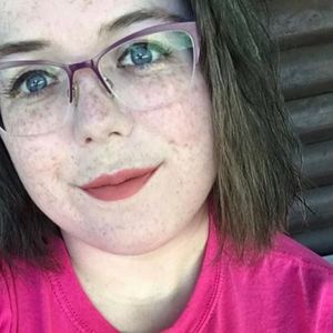 Meet your Posher, Molly